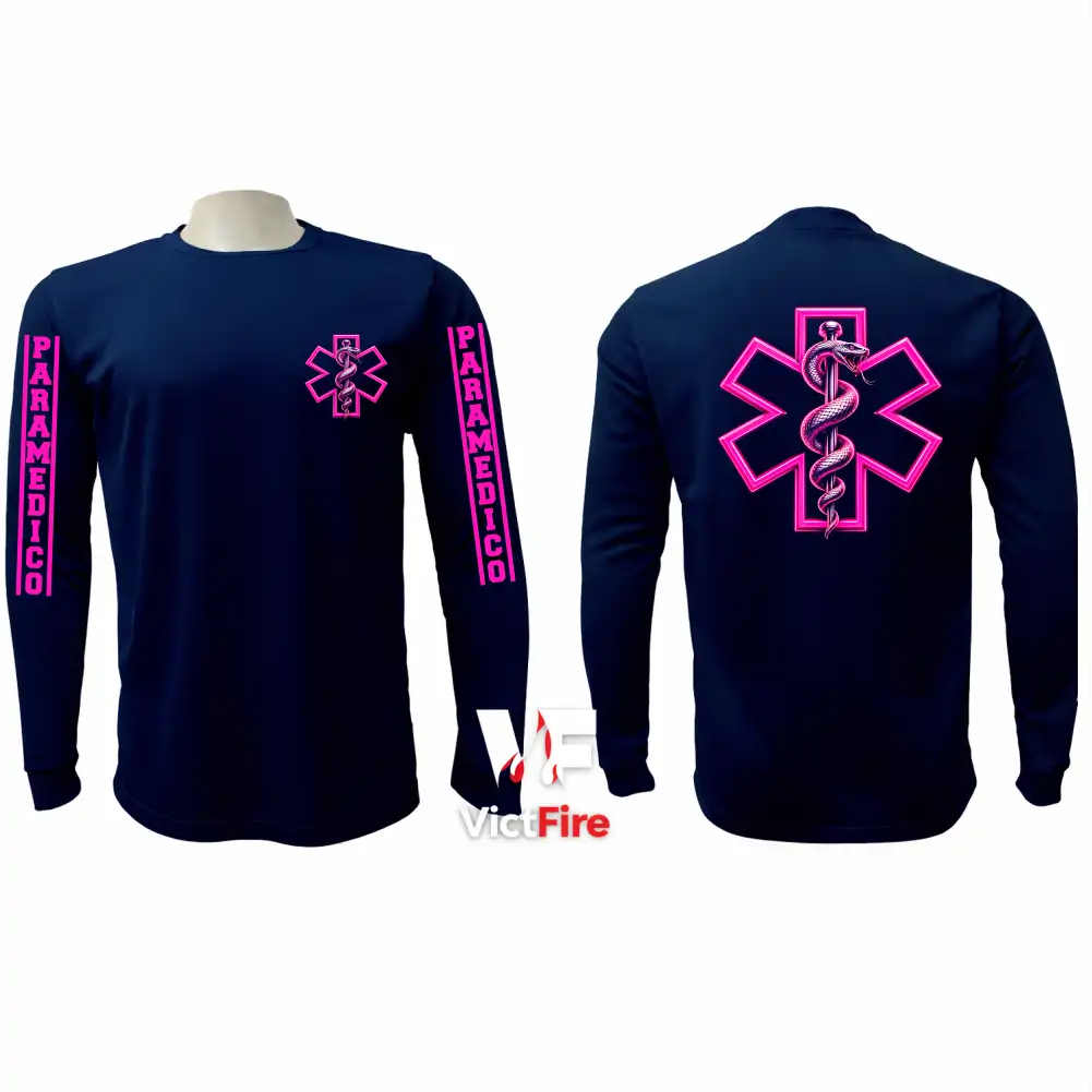 Sudadera tipo franela manga larga táctica para paramédicos VictFire en azul marino con detalles en fucsia, mostrando la Estrella de la Vida en el pecho y espalda, y rotulación en mangas.